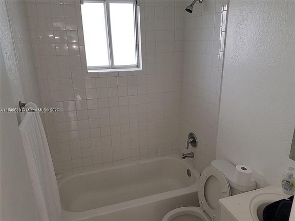 4th image of 3680 Oak Ave APT 8