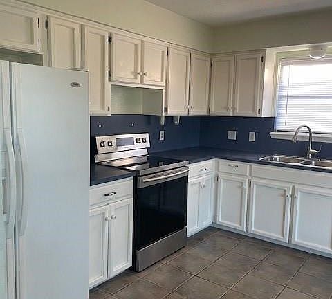 4th image of 6149 Angus Dr