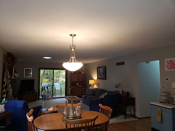 5th image of 11341 Whispering Creek Dr