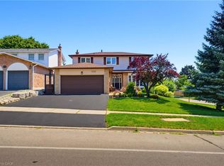 2325 Duncaster Dr, Burlington, ON L7P 4C3