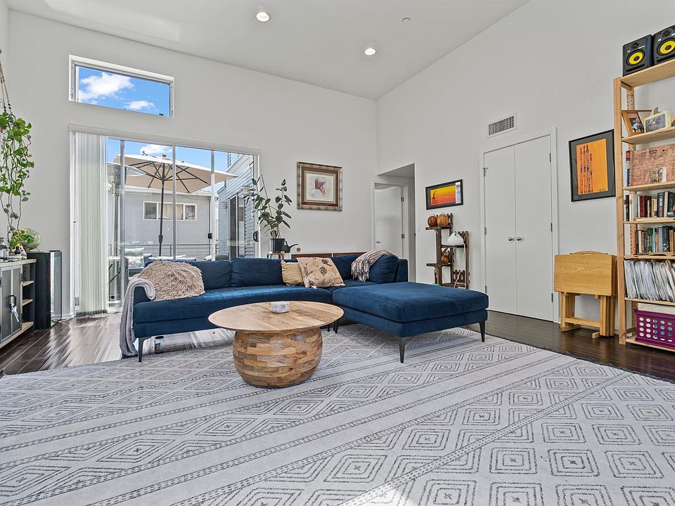 Living room with balcony.