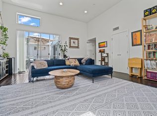 5938 Barton Ave, Los Angeles, CA 90038
