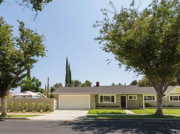 23445 Hartland St, West Hills, CA 91307