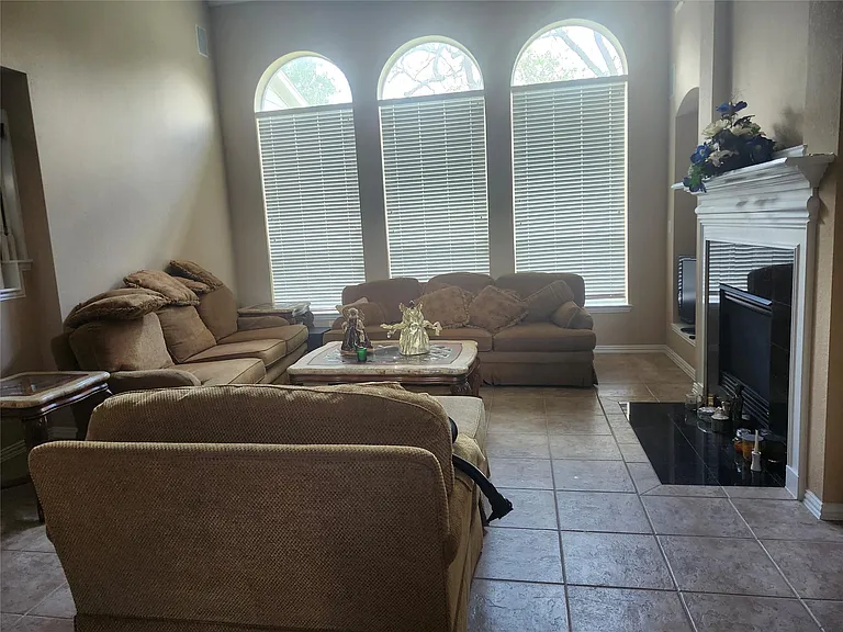 4627 Lake Knoll Ct — Photo 10