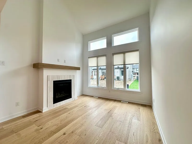 171 Bliss Crescent — Photo 3