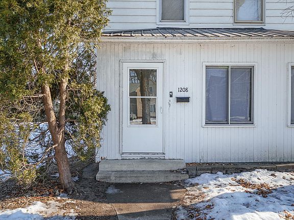 3rd image of 1208 7th St E