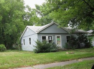 7805 Birch Dr, Hammond, IN 46324