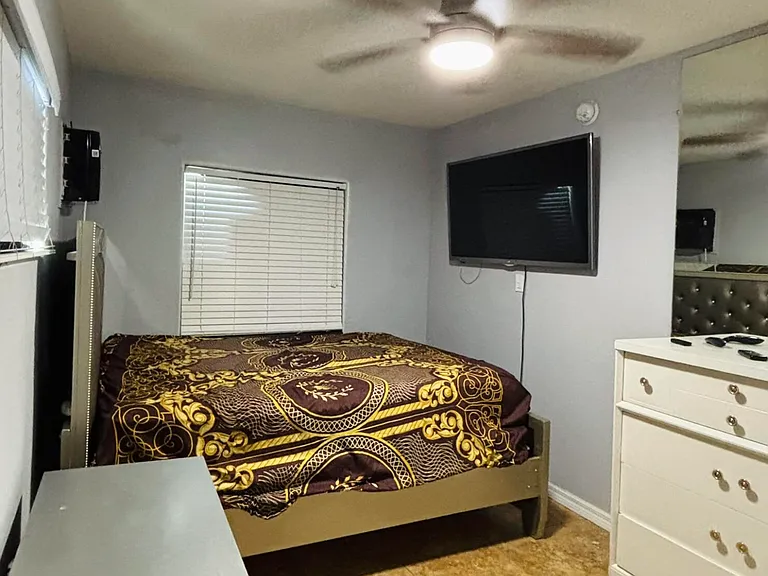 3720 W Mauna Loa Ln #STUDIO — Photo 12