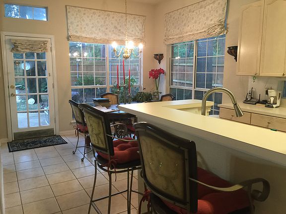 4th image of 3212 Furlong Dr W