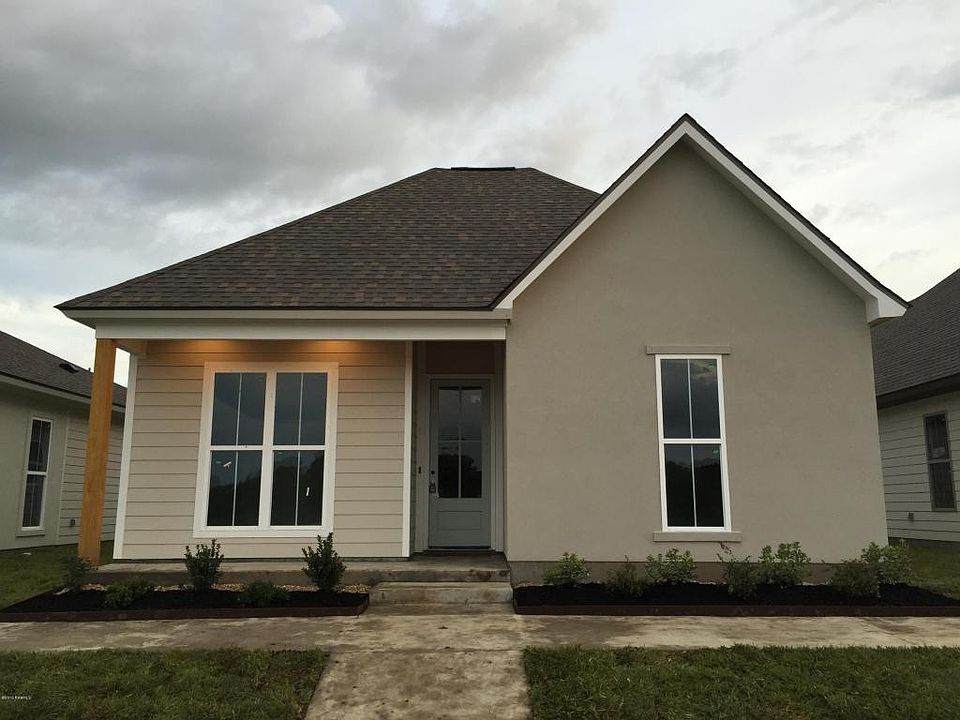 1st image of 413 Parker Ln