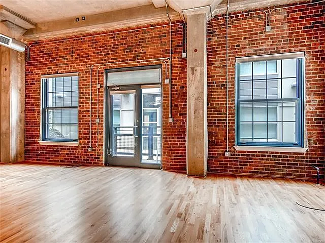 2500 Walnut St #111 — Photo 10