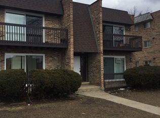 4202 Lindenwood Dr, Matteson, IL 60443
