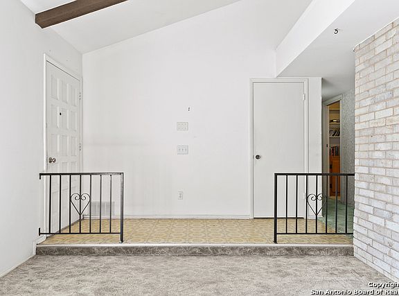 4th image of 7431 King Arthur Dr