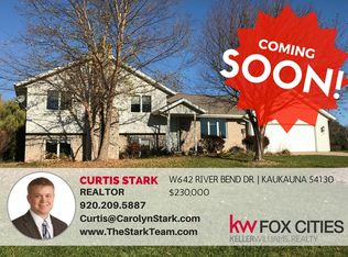 W642 River Bend Dr, Kaukauna, WI 54130