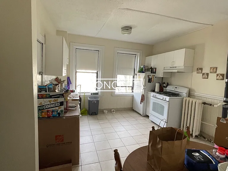 21-23 Brighton Ave #5 — Photo 7