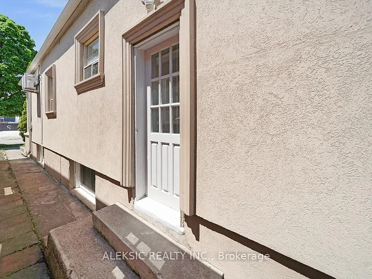 179 Thirtieth St — Photo 21