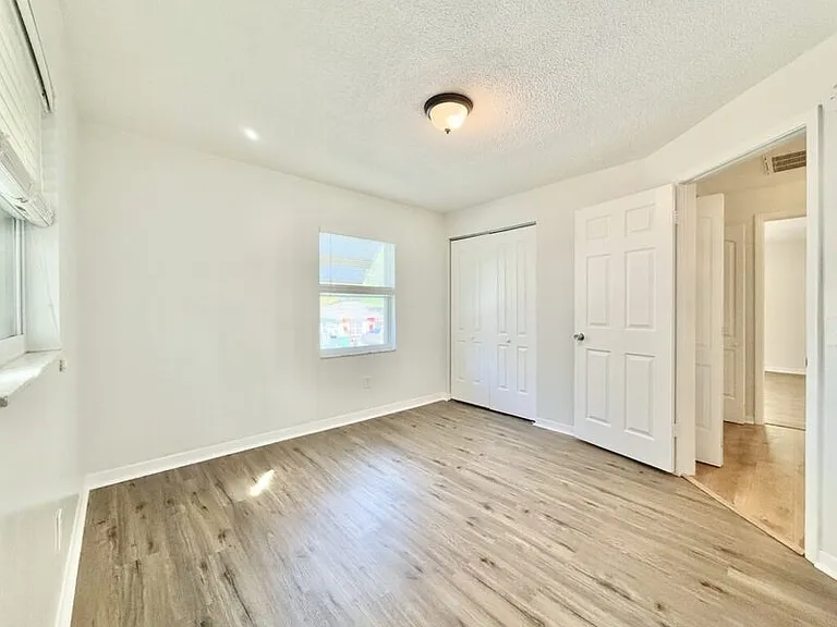 6420 S Adelia Ave #A — Photo 17