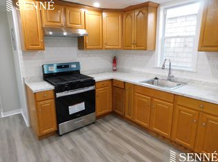 165 Elm St #1, Cambridge, MA 02139