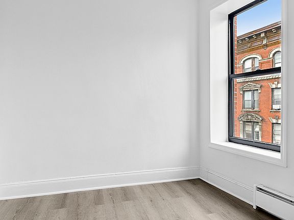 4th image of 166 W 4th St APT 5