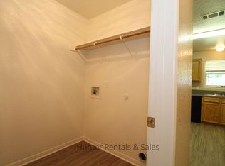 923B Rosewood Dr, Harker Heights, TX 76548