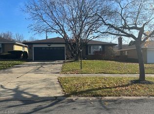 6461 Brookhill Dr, Garfield Heights, OH 44125