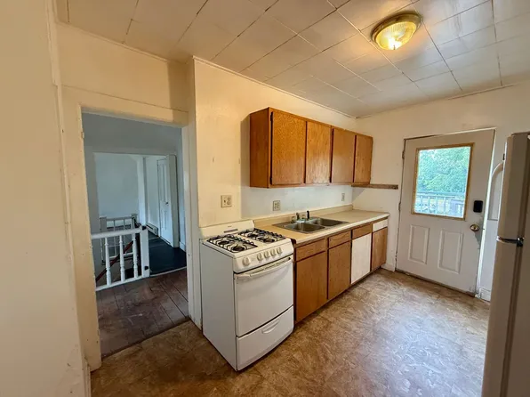 201 East 1st Street, 201 E 1st St APT B, Merrill, WI 54452