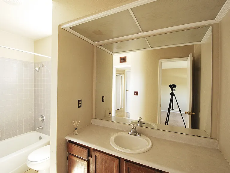 216 Cutlass Dr #B — Photo 18