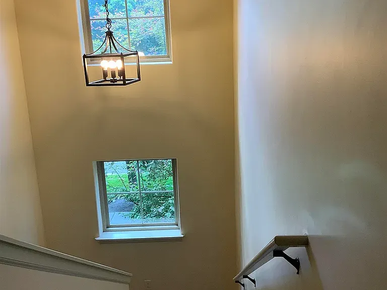 901 Countryside Blvd — Photo 5