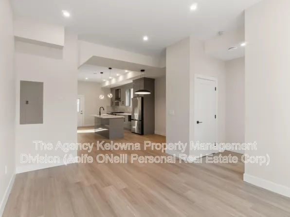 758 Coopland Cres Unit 2, Kelowna, BC V1Y 2V1