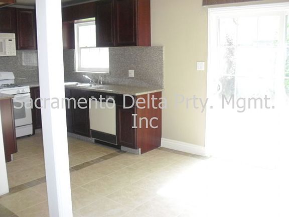 5th image of 6662 Steiner Dr