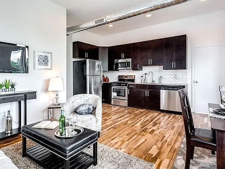 30th St N 1234