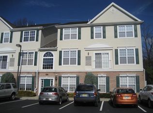 175 Horseshoe Ct, Phillipsburg, NJ 08865