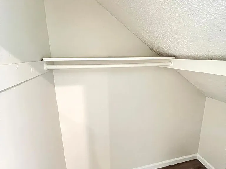 2408 Ocean Park Blvd — Photo 18