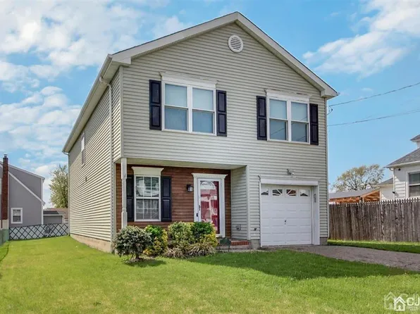 27 Marion St, Port Reading, NJ 07064
