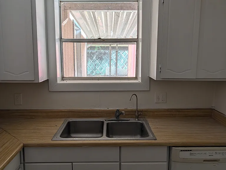 456 E 9th Ave #1 — Photo 6