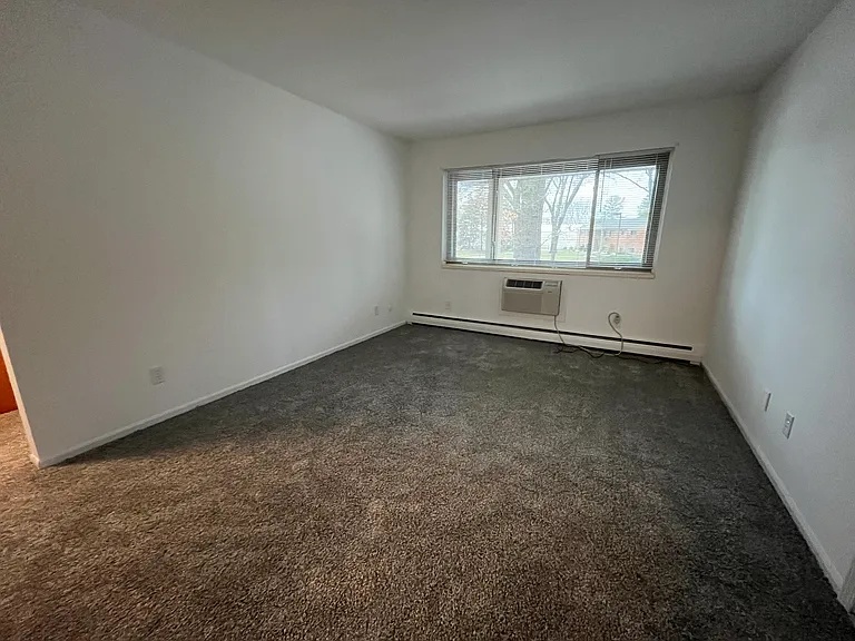 E2-3 Living Room