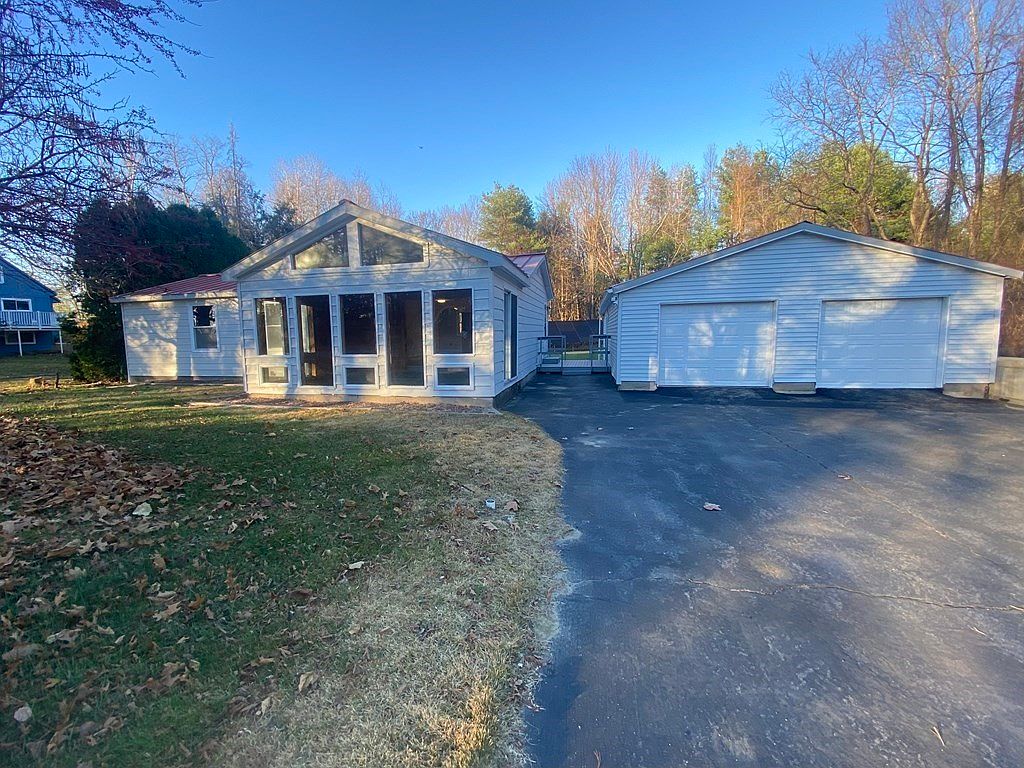 16 S Mountain Rd, Northfield, MA 01360 | Zillow