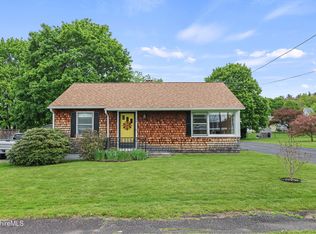 196 Phelps Ave, North Adams, MA 01247