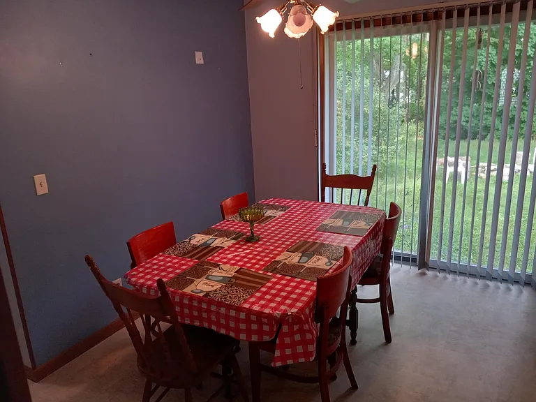 4661 S Sheridan Rd — Photo 7