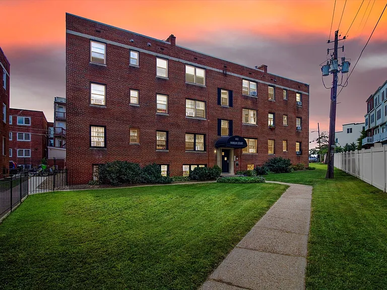 613 Hamlin St NE #2 — Photo 19