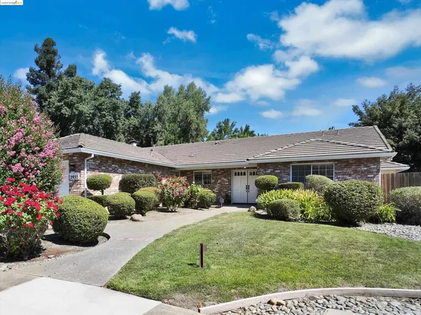 2933 White Sand Ct, Stockton, CA 95219