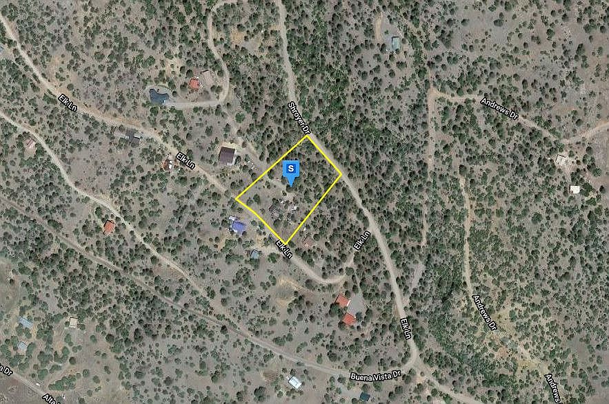 1st image of 12 Elk Ln