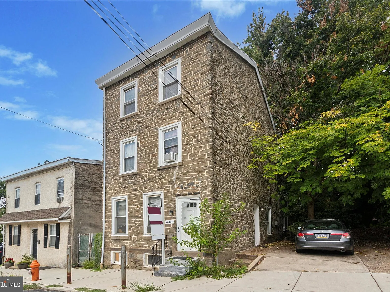 1 bed, 700 sqft, $1,200 — Photo 1