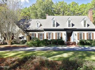 300 Grove Rd, Southern Pines, NC 28387