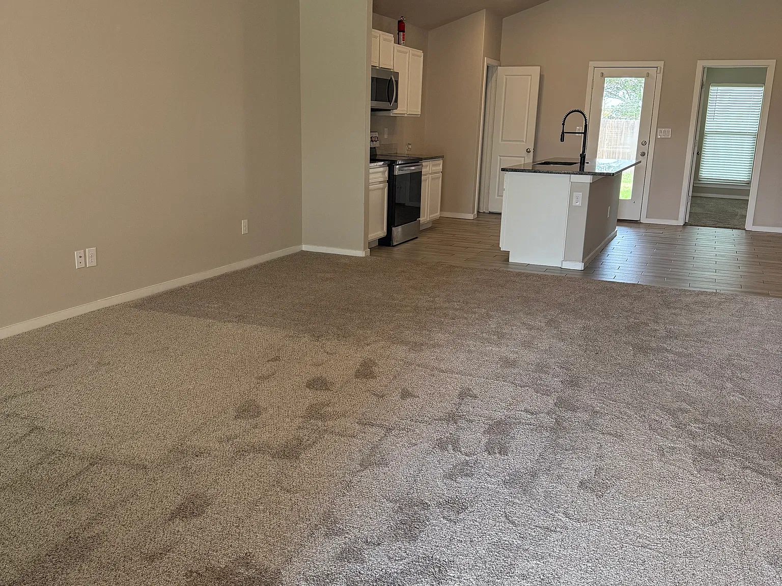3 bed, 1474 sqft, $1,700 — Photo 4
