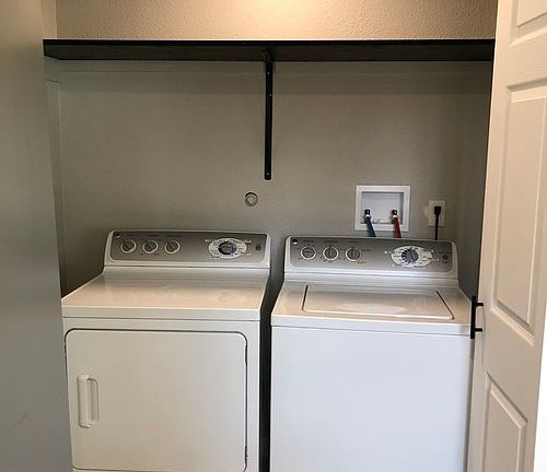 5th image of 3006 S Puget Sound Ave