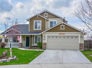 1027 N Crownhaven Way, Star, ID 83669