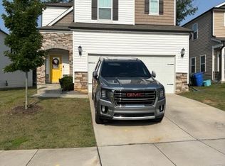 301 Wilbur Lake Dr, Fuquay Varina, NC 27526