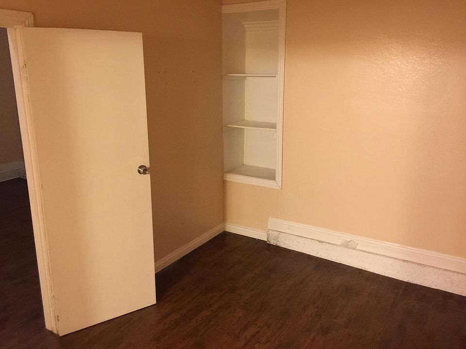 1st image of 1107 N Adair Pl