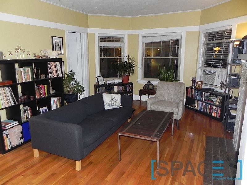 1st image of 2229 W Leland Ave #2